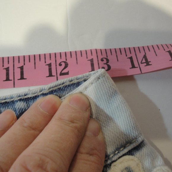 Rewind Distressed Denim Shorts with Fancy embroidered lace detail Size 1 - Picture 9 of 10